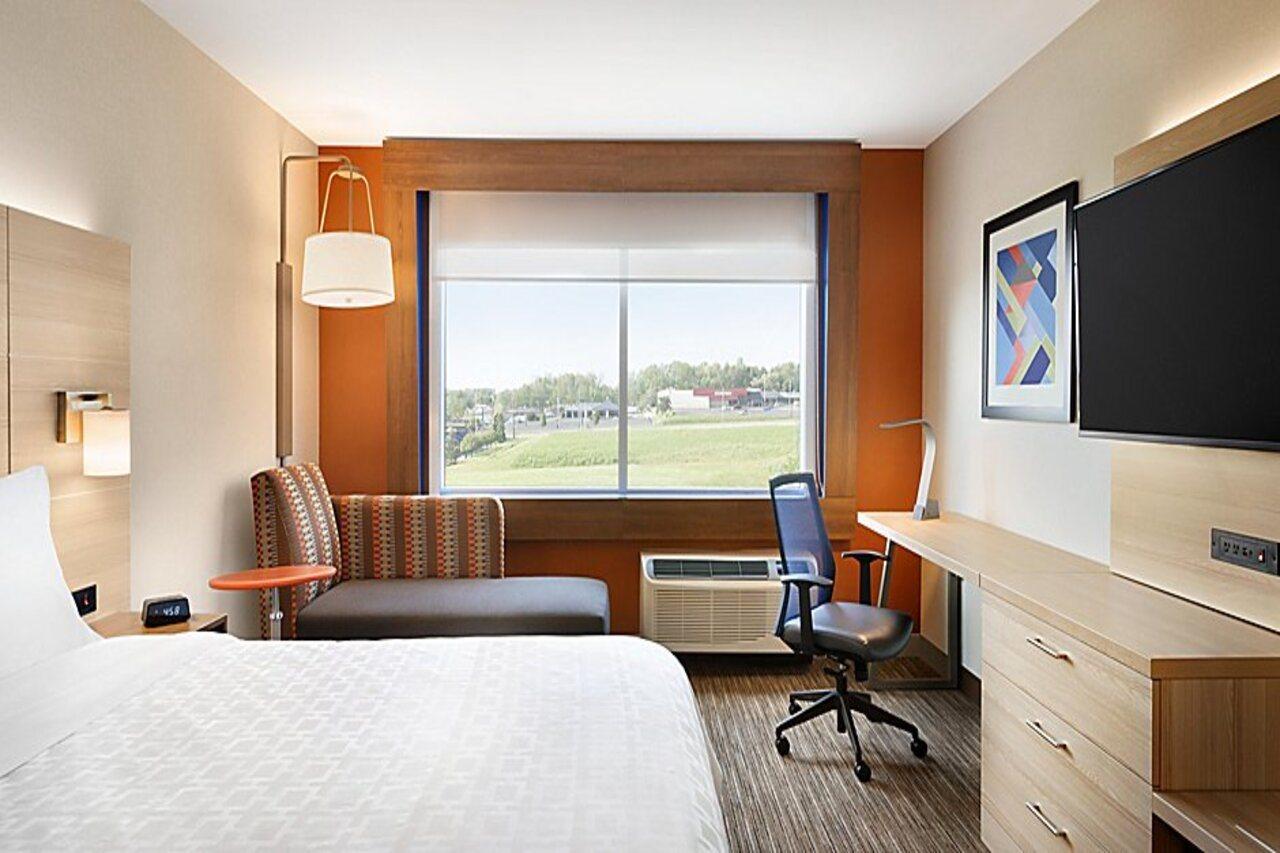 Holiday Inn Express & Suites - Savannah W - Chatham Parkway By Ihg Экстерьер фото