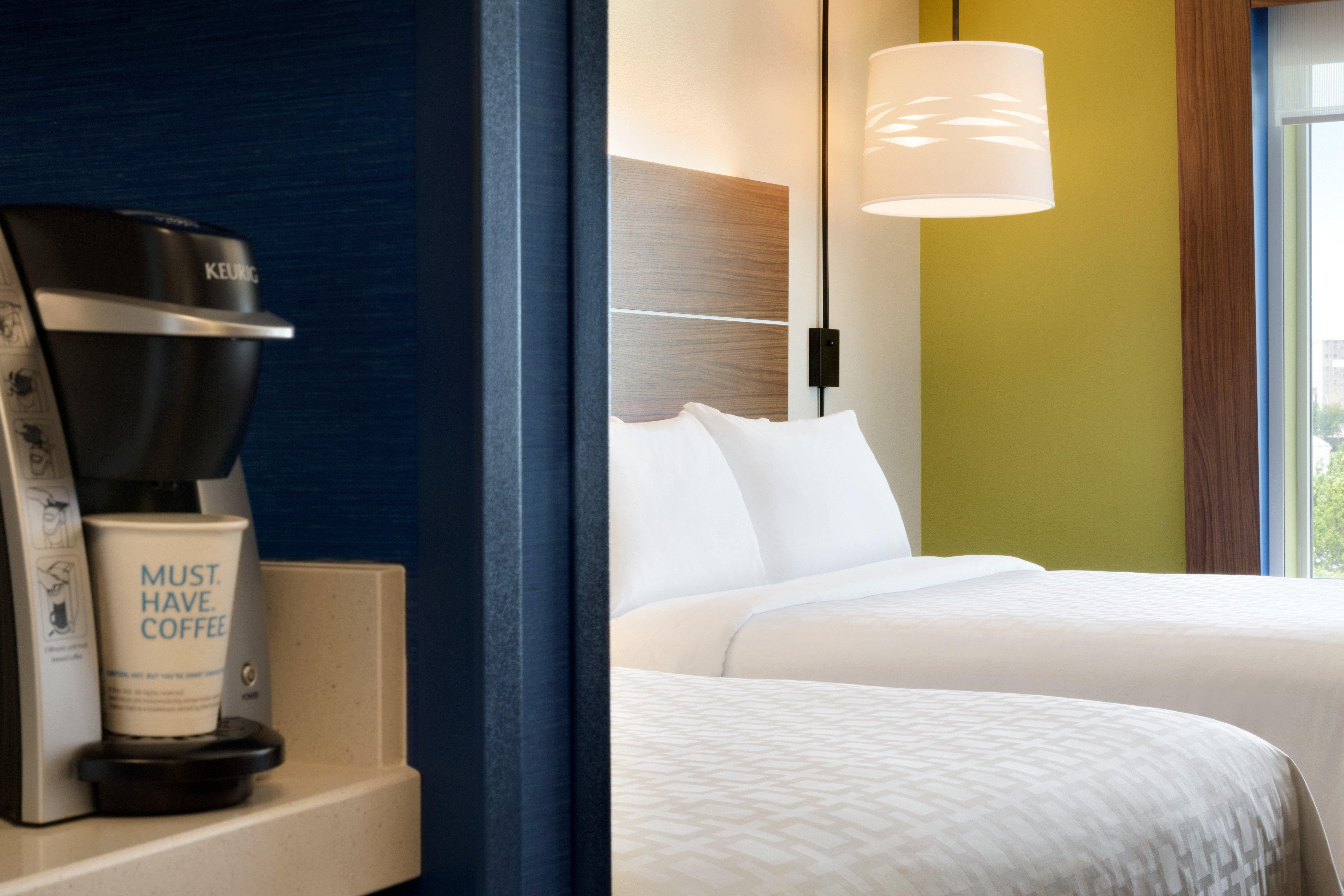 Holiday Inn Express & Suites - Savannah W - Chatham Parkway By Ihg Экстерьер фото